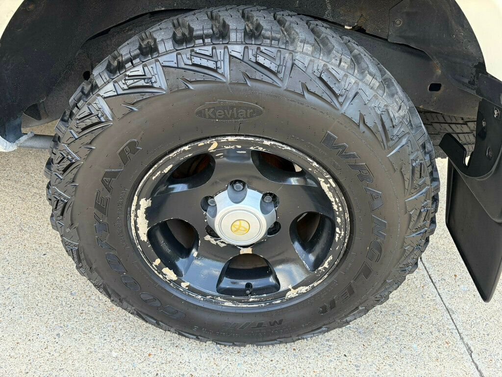 1994 Toyota Land Cruiser 4dr Wagon - 23047106 - 43