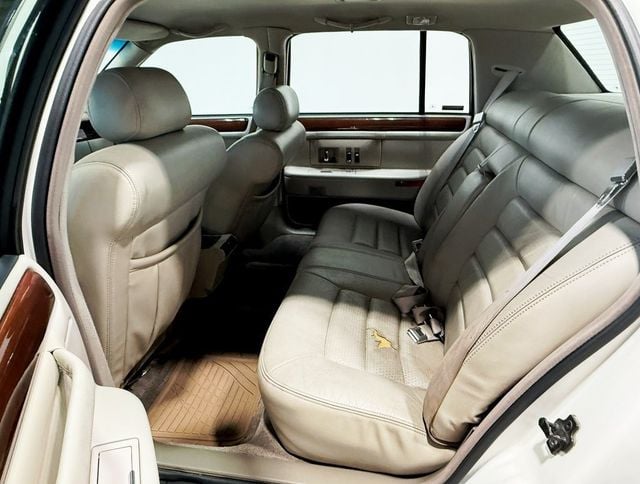 1995 Cadillac Concours 4dr Sedan - 22935607 - 18