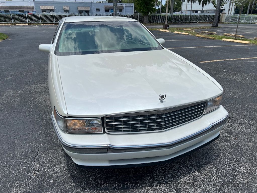 1995 Cadillac DeVille Sedan - 22439061 - 14