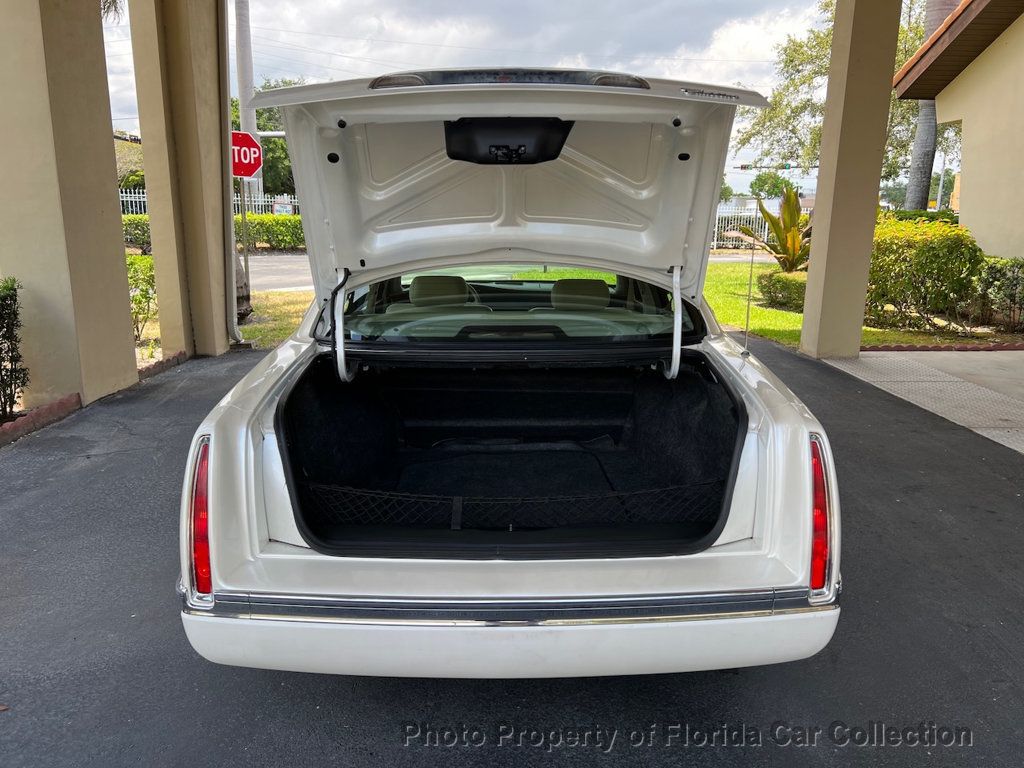 1995 Cadillac DeVille Sedan - 22439061 - 88