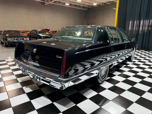 1995 Cadillac Fleetwood 4dr Sedan - 23069286 - 18
