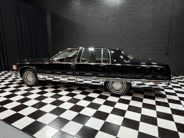 1995 Cadillac Fleetwood 4dr Sedan - 23069286 - 27