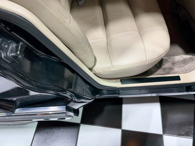 1995 Cadillac Fleetwood 4dr Sedan - 23069286 - 41