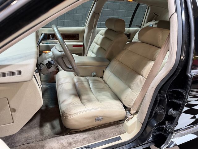 1995 Cadillac Fleetwood 4dr Sedan - 23069286 - 55
