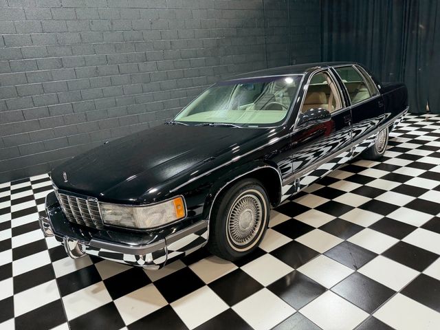 1995 Cadillac Fleetwood 4dr Sedan - 23069286 - 6