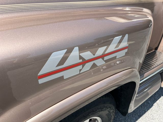 1995 Chevrolet C/K 1500 2 Owner / Clean Carfax - 23052628 - 16