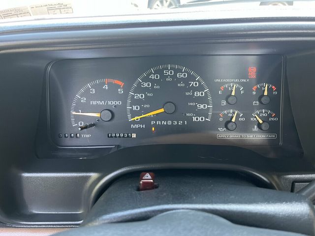 1995 Chevrolet C/K 1500 2 Owner / Clean Carfax - 23052628 - 28