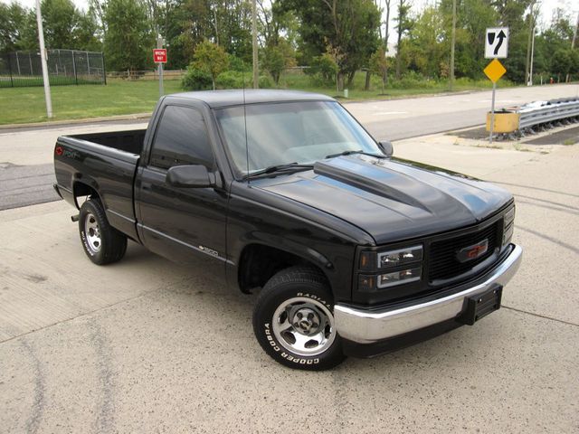 1995 Chevrolet C/K 1500 Reg Cab 117.5" WB - 23083669 - 1