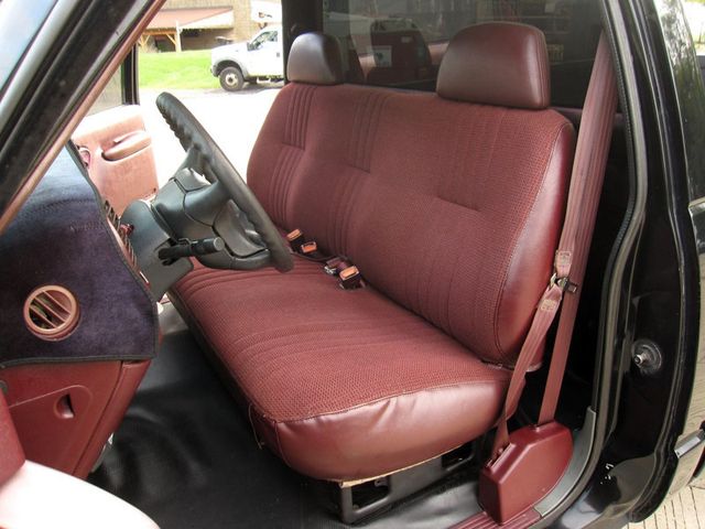 1995 Chevrolet C/K 1500 Reg Cab 117.5" WB - 23083669 - 19