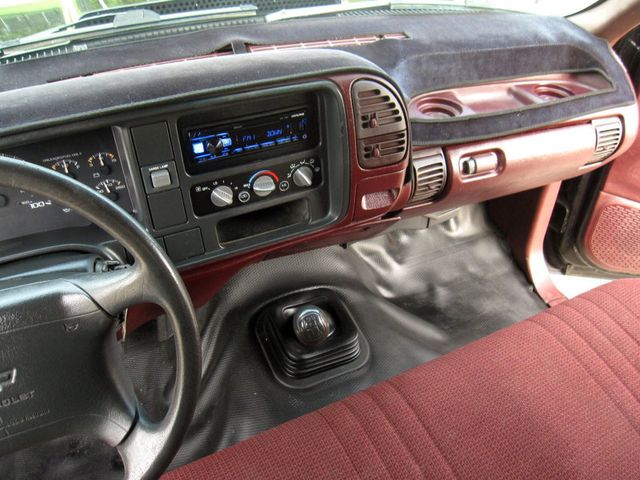 1995 Chevrolet C/K 1500 Reg Cab 117.5" WB - 23083669 - 22