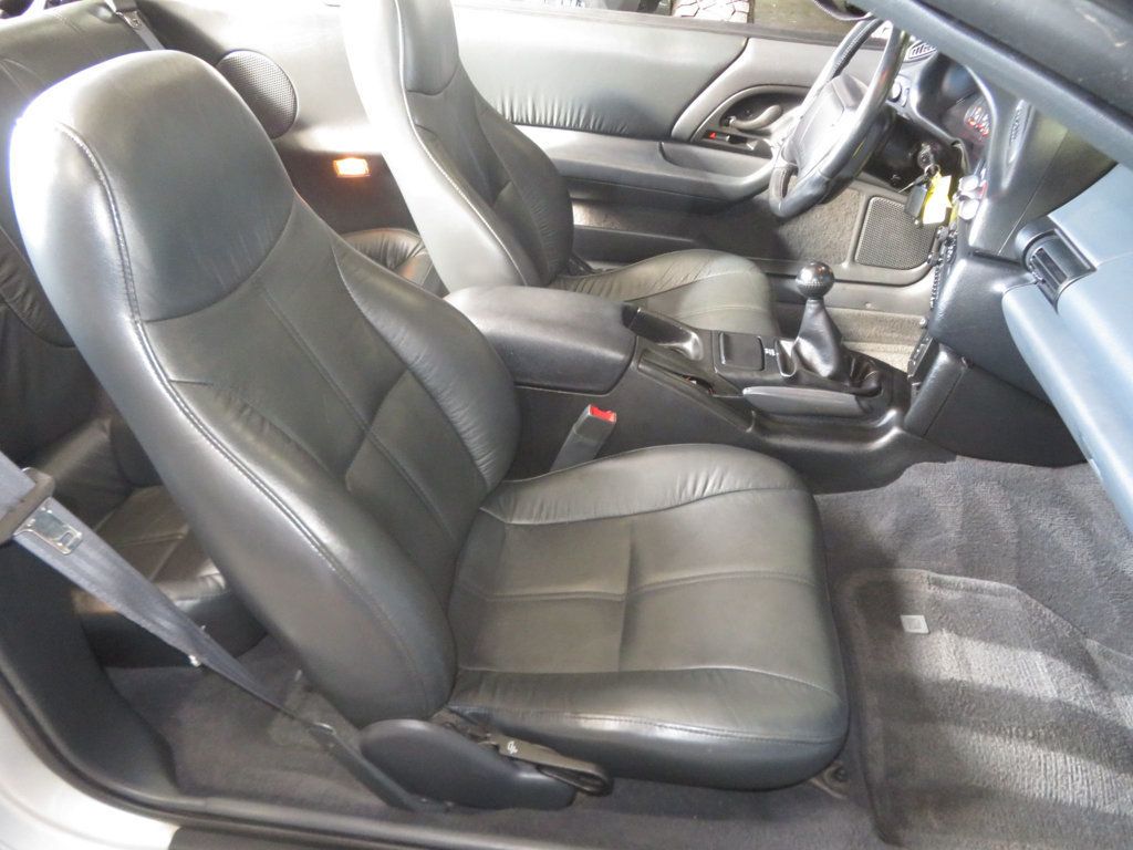 1995 Chevrolet Camaro Z28 6SPEED CONVERTIBLE CANARO LOW LOW MILES EXTAR CLEAN Z28 - 23090695 - 23