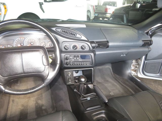 1995 Chevrolet Camaro Z28 6SPEED CONVERTIBLE CANARO LOW LOW MILES EXTAR CLEAN Z28 - 23090695 - 27
