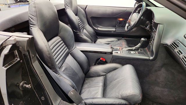 1995 Chevrolet Corvette 2dr Convertible - 23035162 - 22
