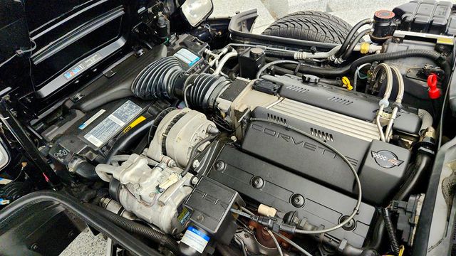 1995 Chevrolet Corvette 2dr Convertible - 23035162 - 25