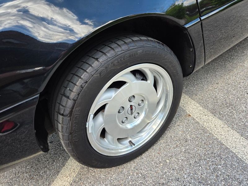 1995 Chevrolet Corvette 2dr Coupe - 22440671 - 31