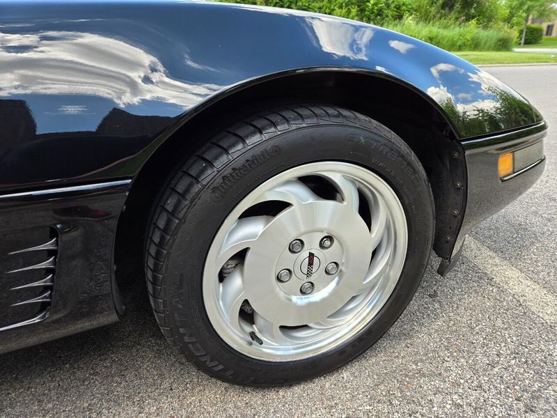 1995 Chevrolet Corvette 2dr Coupe - 22440671 - 32