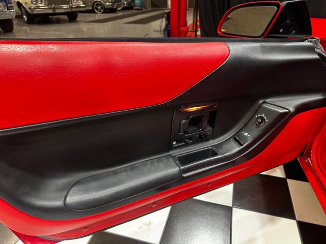 1995 Chevrolet Corvette Base 2dr Convertible - 22440388 - 27