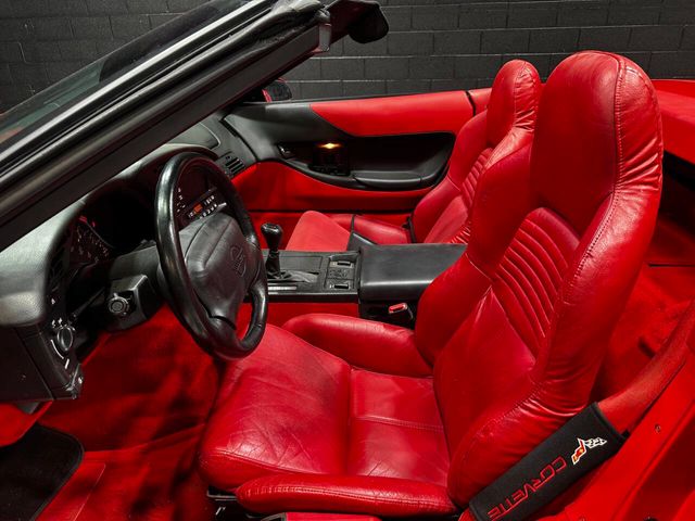 1995 Chevrolet Corvette Base 2dr Convertible - 22440388 - 2