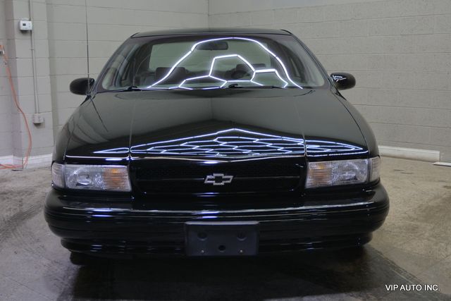 1995 Chevrolet Impala SS 4dr Sedan - 22973880 - 4
