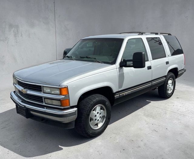 1995 Chevrolet Tahoe 1500 4dr 4WD - 23007373 - 0