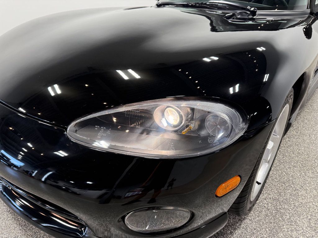 1995 Dodge Viper 2dr Open Sports Car - 23065576 - 3