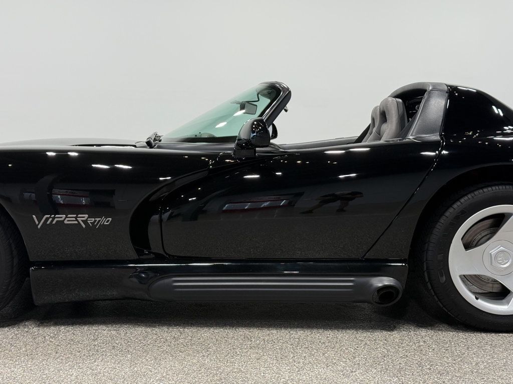 1995 Dodge Viper 2dr Open Sports Car - 23065576 - 42