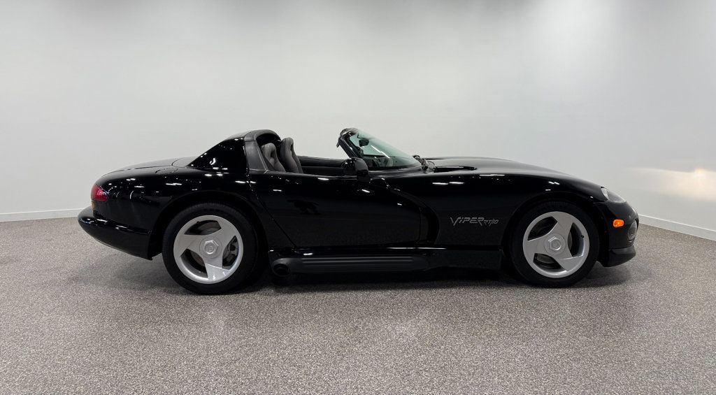 1995 Dodge Viper 2dr Open Sports Car - 23065576 - 49