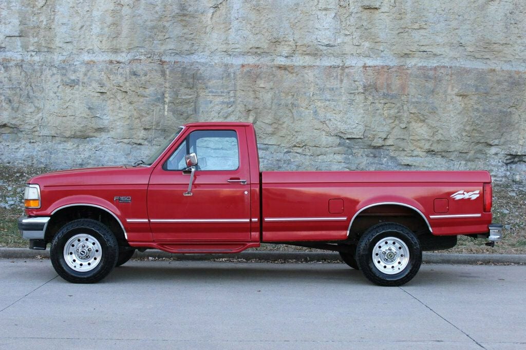 1995 Ford F-150 Reg Cab 133.0" WB 4WD - 22760978 - 2