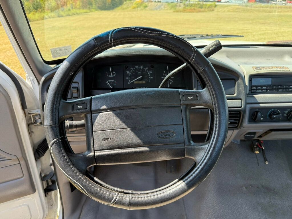 1995 Ford F-250 photo 21