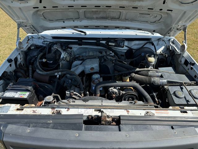 1995 Ford F-250 Base Trim - 22905901 - 36