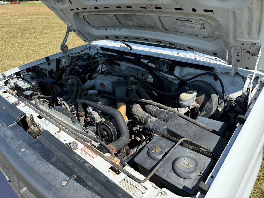 1995 Ford F-250 photo 34