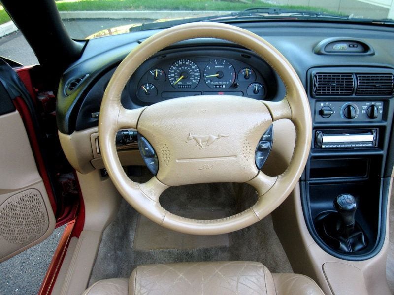 1995 Ford Mustang GT Convertible photo 20