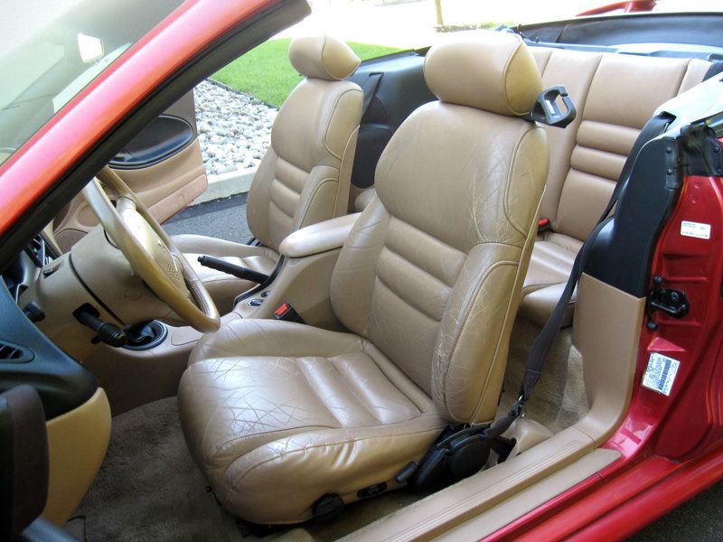 1995 Ford Mustang GT Convertible photo 24