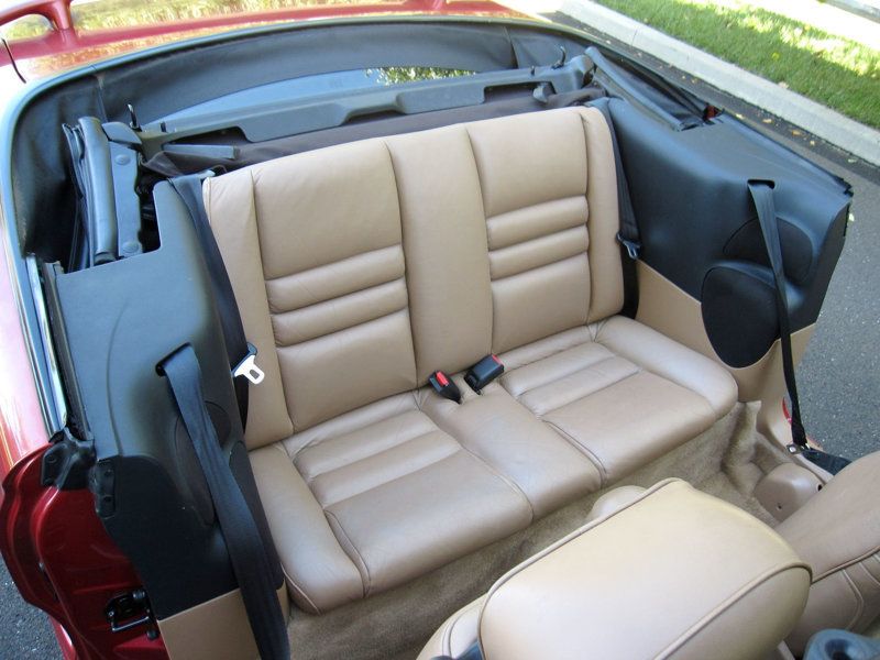 1995 Ford Mustang GT Convertible photo 27