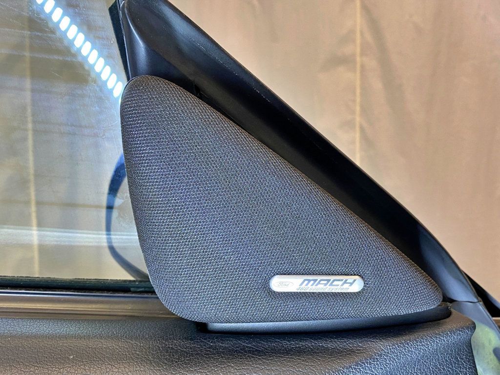 1995 Ford Mustang SVT Cobra! - 23009773 - 27