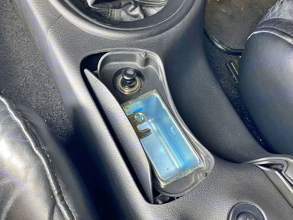 1995 Ford Mustang SVT Cobra! - 23009773 - 31