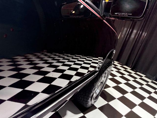 1995 GMC Sierra 1500 SLE 2dr K1500 4WD Standard Cab SB - 22927969 - 14