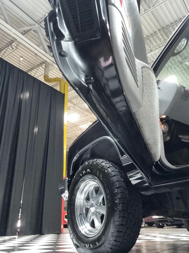 1995 GMC Sierra 1500 SLE 2dr K1500 4WD Standard Cab SB - 22927969 - 21