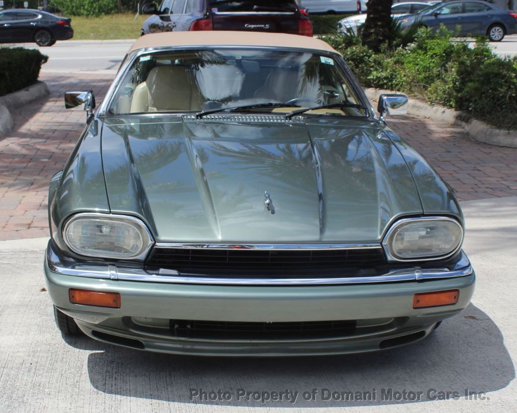 1995 Jaguar XJS photo 2