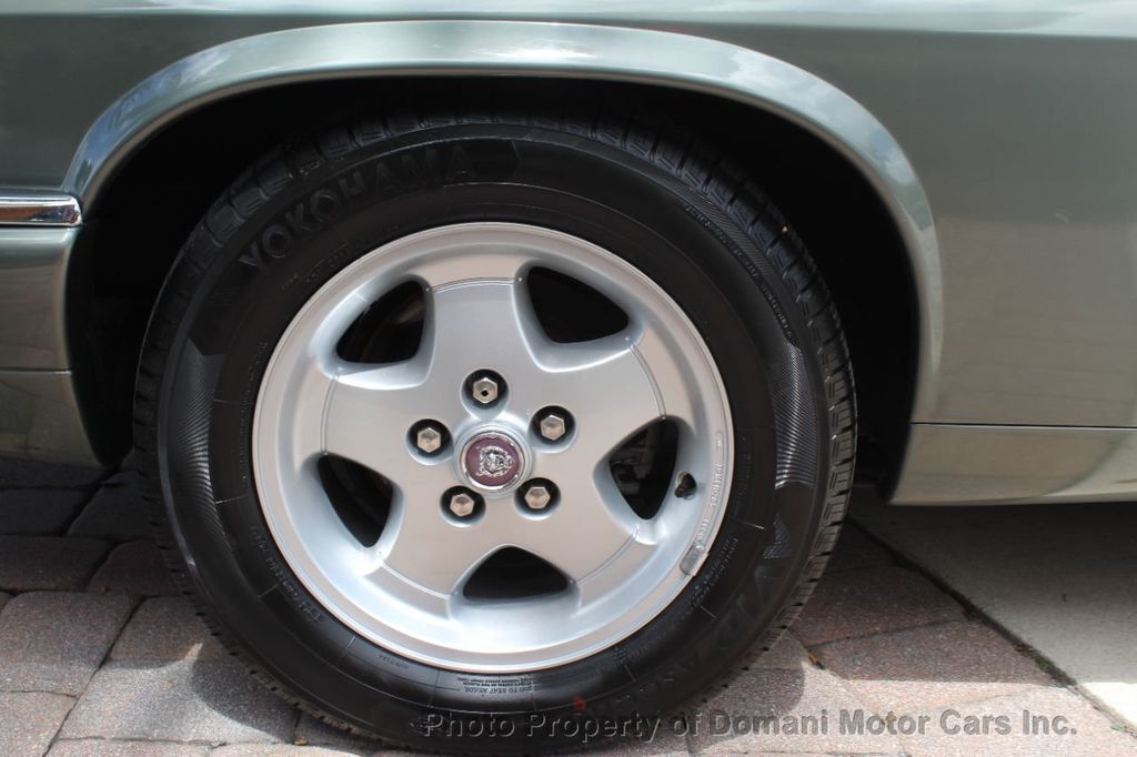1995 Jaguar XJS photo 20