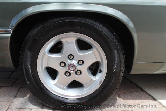 1995 Jaguar XJS ORIGINALLY $ 73,080.00 IN 1995 , LIMITED COLOR COMBINATION  - 21467324 - 25