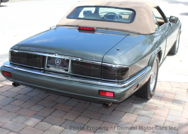 1995 Jaguar XJS ORIGINALLY $ 73,080.00 IN 1995 , LIMITED COLOR COMBINATION  - 21467324 - 35