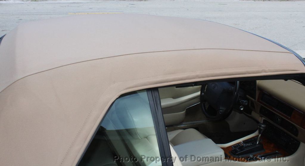 1995 Jaguar XJS photo 31