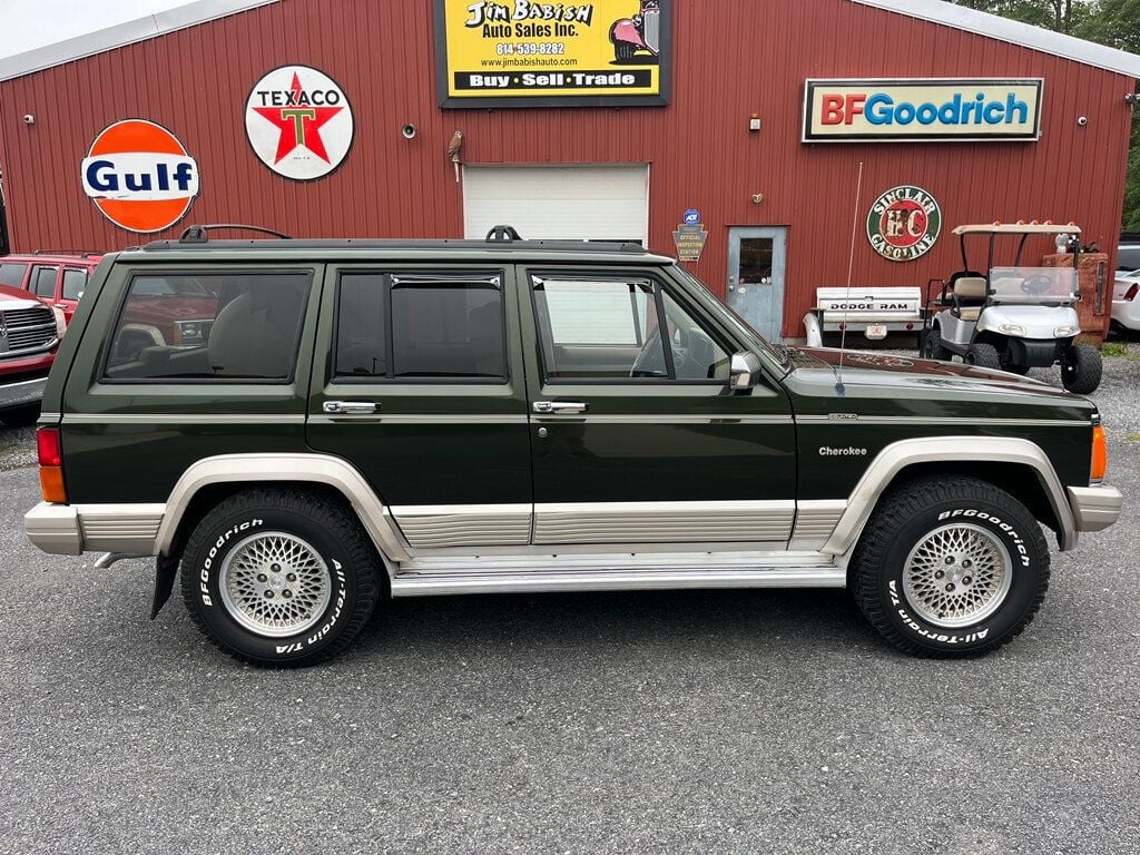 1995 Jeep Cherokee Country 5-Speed Manual 4x4 XJ - 22480521 - 1