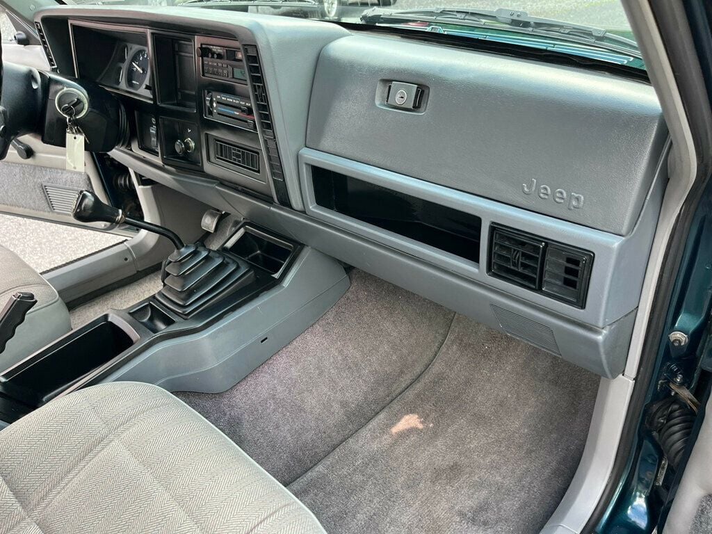 1995 Jeep Cherokee Rare 2-Door 5-Speed Manual Stick Shift 4x4 - 23001273 - 41