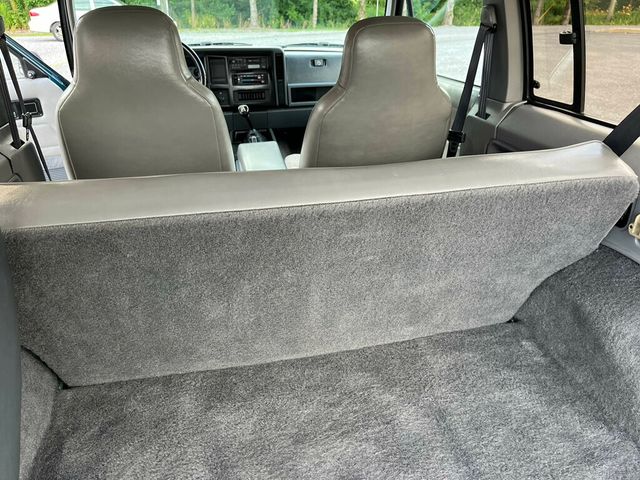 1995 Jeep Cherokee Rare 2-Door Sport 5-Speed Manual Stick Shift 4x4 - 23001273 - 46