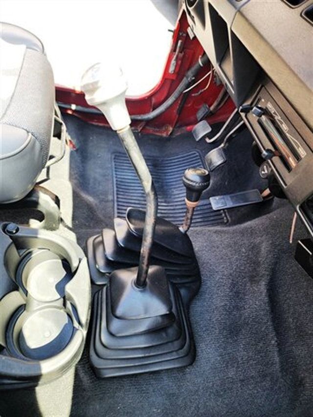 1995 Jeep Wrangler 2dr S - 22912813 - 40