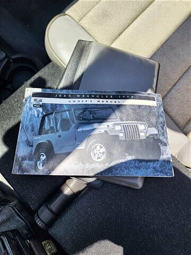 1995 Jeep Wrangler 2dr S - 22912813 - 45