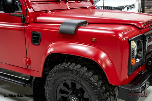1995 Land Rover Defender 110  - 23025060 - 34