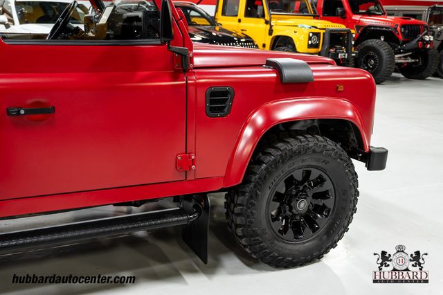 1995 Land Rover Defender 110  - 23025060 - 37